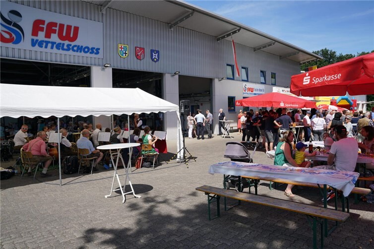 Der Festplatz am Feuerwehrhaus.  Foto: Feuerwehr Vettelschoß