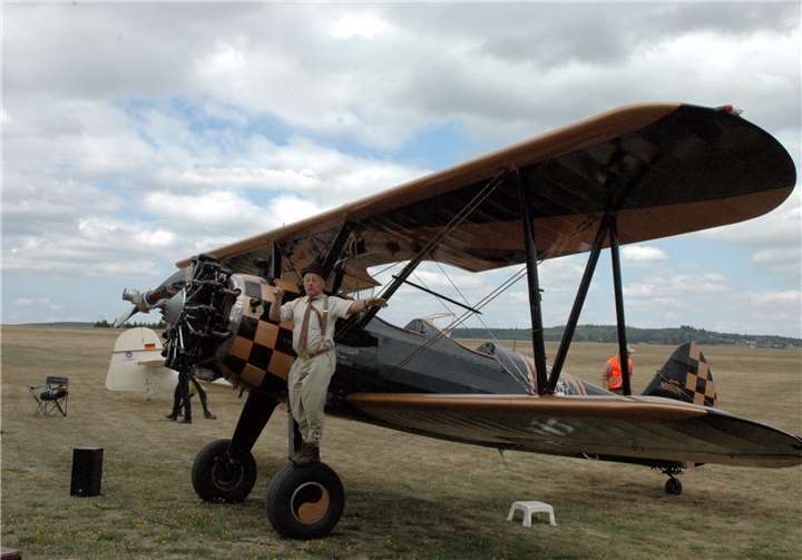 Der Flugzeugclown begeisterte jung und alt.