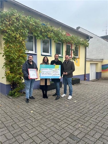 Der Förder- und Freundeskreis der Grundschule Kettig e.V. erhielt kürzlich eine Spende in Höhe von 250 Euro von der Süwag Energie AG. Foto: privat