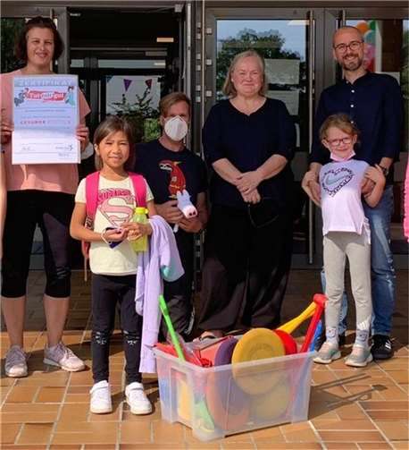 Der Förderverein „Drachenstarkes Schulzentrum e. V.“ belohnte die Bewegungsfreude zusätzlich mit Pausenspielzeugen.