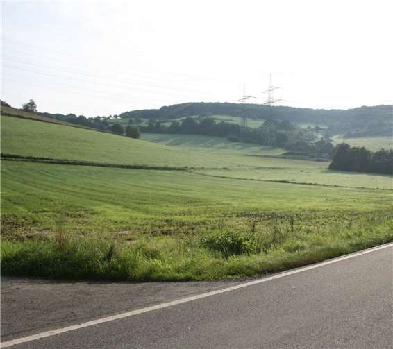 Der Fortgang der Planungen für die Neuausweisung eines Baugebietes im Bereich „In der Au“ machte die Aufstellung eines Nachtragshaushaltsplanes für Gönnersdorf erforderlich.WER