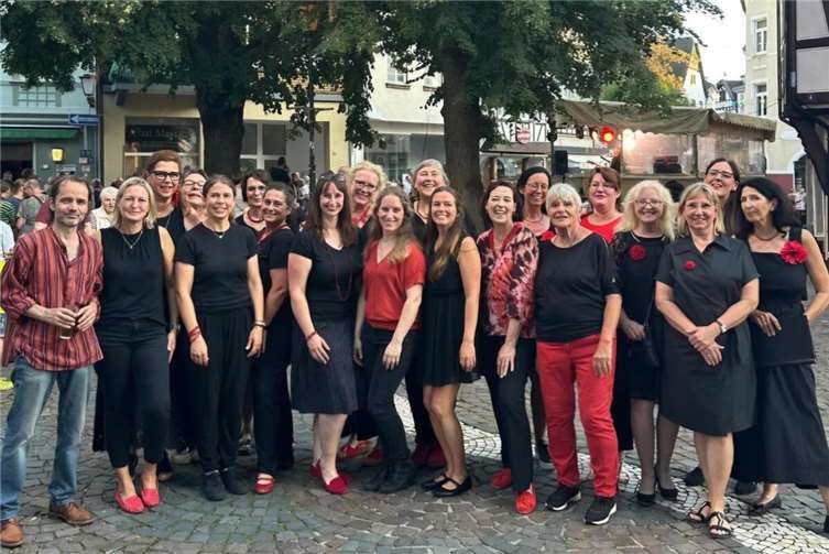 Der Frauenchor CHORallen freut sich auf das stimmungsvolle Konzert in der Evangelischen Kirche Unkel am 6. September. Foto: privat