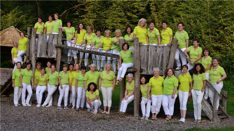 Der Frauenchor Heiligenroth hält auch in diesen schwierigen Zeiten zusammen. Die Proben laufen über Videos. Foto: privat