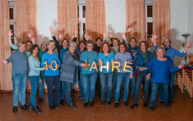 Der Frauenchor „SwISTers“ feiert sein 10-jähriges Bestehen mit einem „Konzert der Lieblingslieder“ zugunsten der ev. Versöhnungskirche Buschhoven.  Foto: Udo Koschorrek