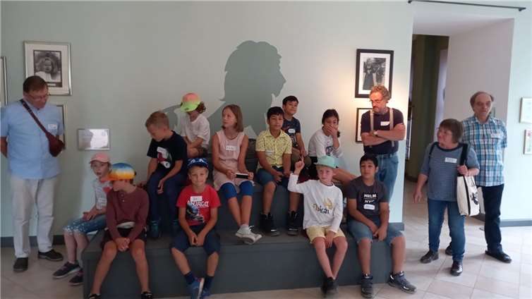 Der Freundschaftskreis Dieblich-Marzy e.V. unternahm mit einer sehr netten Gruppe von Kindern im Grundschulalter einen Ausflug nach Sayn. Quelle: FSK Dieblich-Marzy e.V.