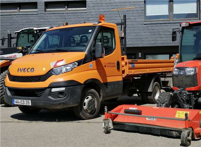 Der Fuhrpark im Bauhof Eitelborn ist bereit für einen Hilfseinsatz beim Wiederaufbau in den Hochwassergebieten westlich des Rheins.Foto: OG Eitelborn