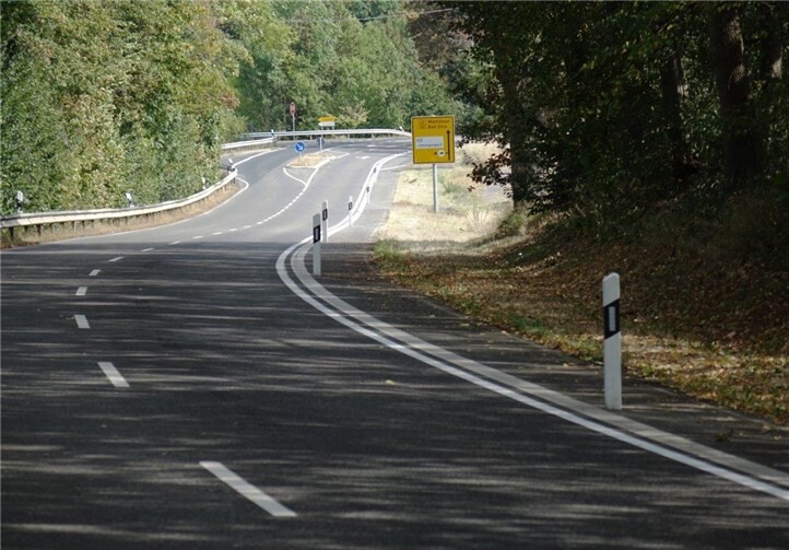 Der Fußweg and er L127.Foto: privat