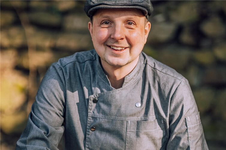 Der Gastronomische Leiter des Kloster Arenberg und Kochbuchautor Florian Schauren nimmt seine Gäste mit auf eine genussvolle Reise durch die Küchen des Orients und des Kaukasus.