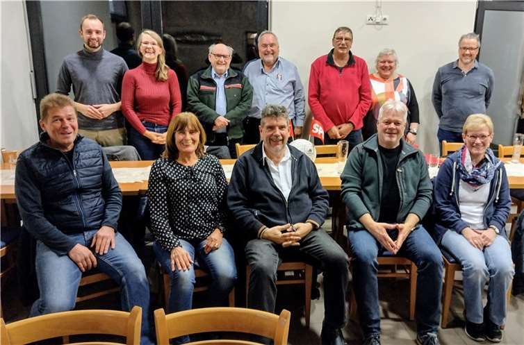 Der Gemeindeverbandsvorstand zeigt sich gut gelaunt.Foto: privat