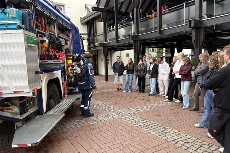 Der Gerätekraftwagen – das Herzstück vieler THW‑Einsätze. Jedes Fach hat seine Aufgabe, jedes Gerät seinen Zweck.