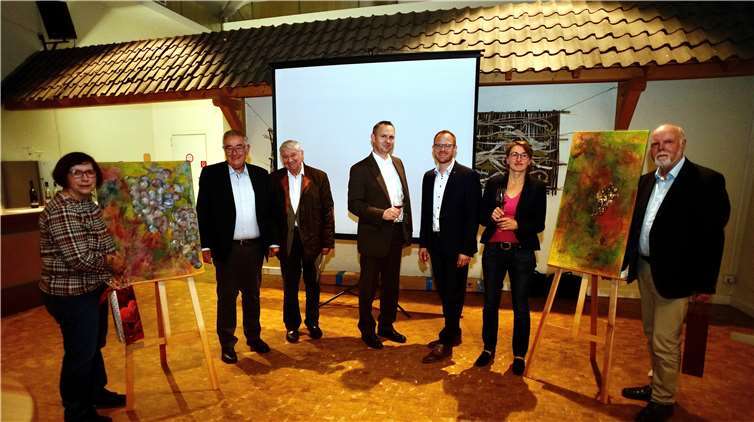 Der Gesprächskreis Ahrwein erwies sich einmal mehr als ideales Forum für den Vortrag von Themen rund um den Wein und die heimische Landschaft. Fotos: KG