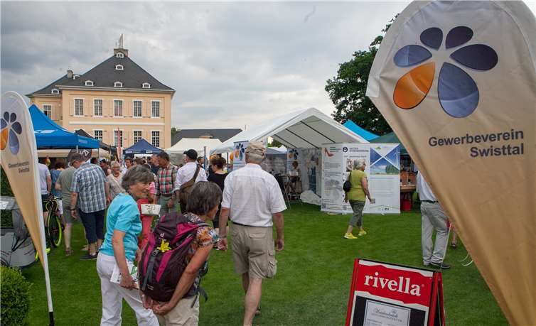 Der Gewerbeverein Swisttal hatte ein ganzes Karree im Barockpark für seine Mitglieder reserviert. JOST
