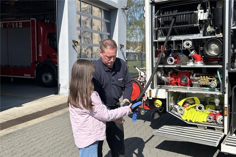 Der Girls‘Day & Boys‘Day bietet Mädchen und Jungen einmal jährlich Einblicke in Berufe, in denen Frauen oder Männer unterrepräsentiert sind.