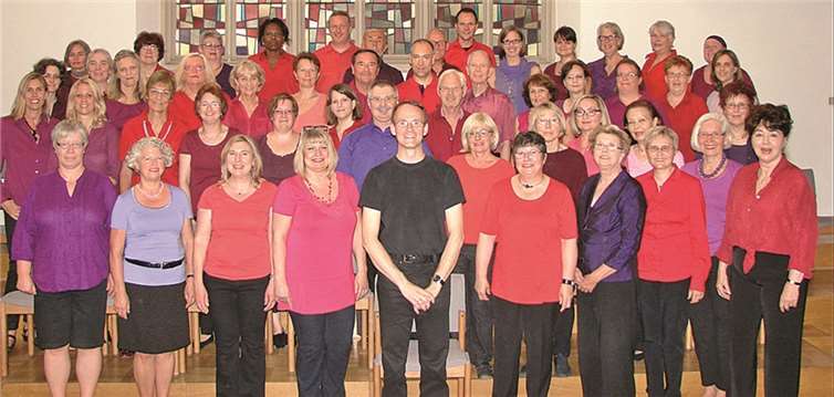 Der Gospelchor Koblenz-Mitte mit Kantor Christian Tegel.privat