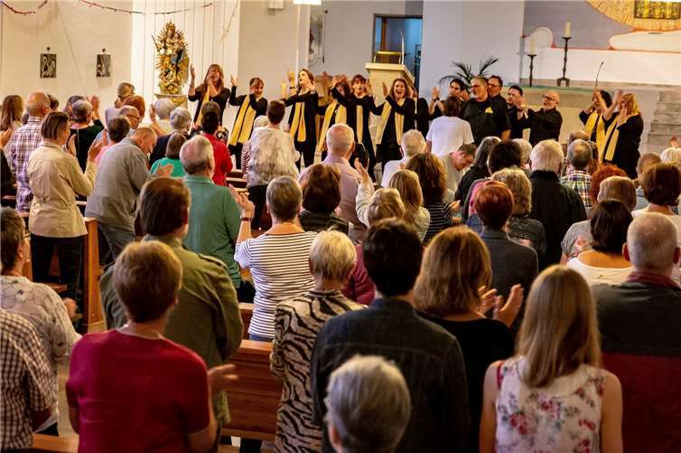 Der Gospelchor "Voices@Heaven" begeisterte alle Besucher. Privat