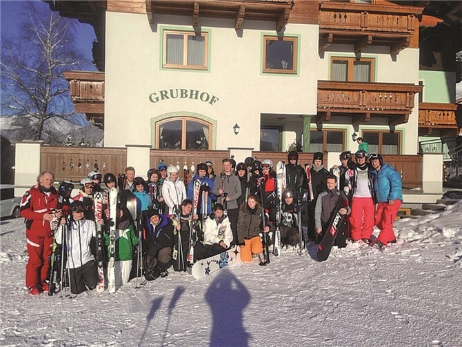 Der Grubhof in Saalbach-Hinterglemm war das Ziel der Schüler, Lehrer und Betreuer.privat
