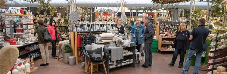 Der Herbst-, Winter- und Weihnachtsmarkt auf dem Sängerhof bietet alles, was das Herz begehrt. JOST