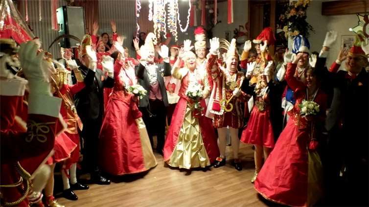 Der Höhepunkt des Abends waren der Besuch von Prinz Michael II. und seiner Lieblichkeit, Prinzessin Manuela I.privat