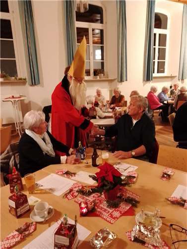Der Höhepunkt des Nachmittags war jedoch der Besuch des Nikolaus. Foto: privat