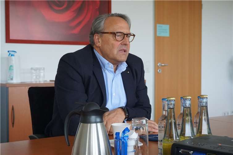 Der HwK-Hauptgeschäftsführer Ralf Hellrich.