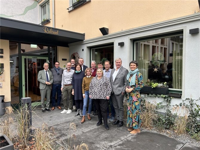 Der IHK-Regionalbeirat traf sich in Altenahr.  Foto: Guliana Frank