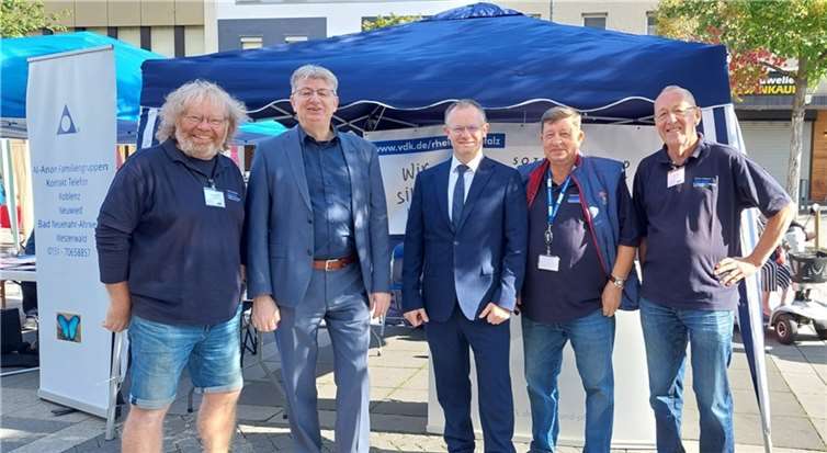 Der Informationsstand auf dem Luisenplatz in Neuwied. Quelle: VdK-Kreisverband Neuwied