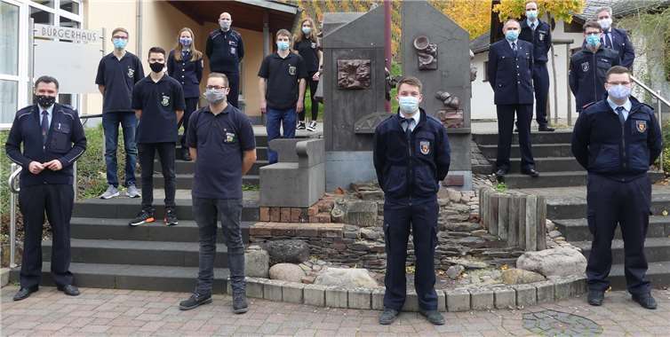 Der Jugendgruppenleiterlehrgang des Kreisjugendfeuerwehrverbandes fand einmal mehr im Bürgerhaus von Ediger-Eller statt.Fotos: TE