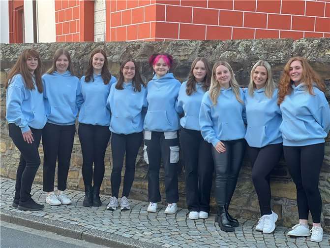 Der Jungmädchenverein Bruchhausen: Lydia Bockshecker, Julia Lauter, Emily Henn (Schriftführerin), Jana Krupp, Jordan Plümper, Lucie Bockshecker, Leonie Henn, Samantha Krupp, Vanessa Jagau und Lotte Tilman (Kassiererin). Quelle: Jungmädchenverein Bruchhausen