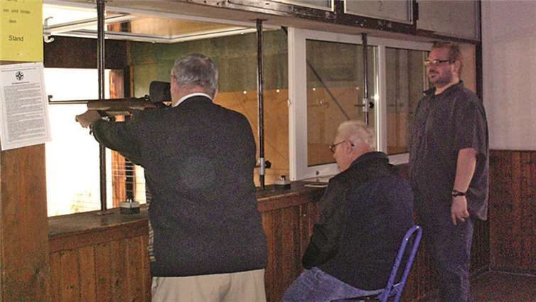 Der KK-Stand des Schützenvereins Niedermendig. privat