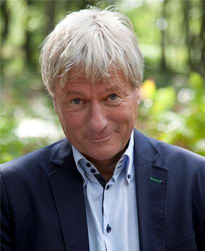 Der Kabarettist Jürgen Becker gastiert am 10. Dezember in Andernach. © Simin Kianmehr