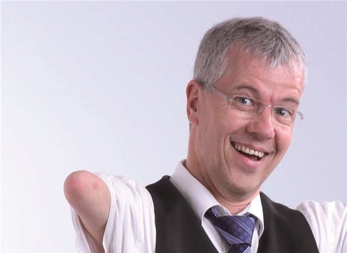 Der Kabarettist Rainer Schmidt präsentiert sein neues Programm. privat