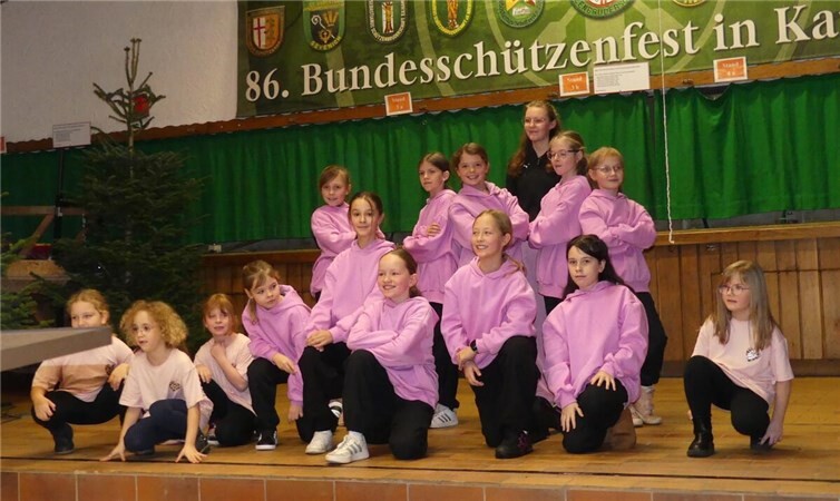 Der Kaisersescher Nachwuchs erfreute die Seniorengemeinschaft mit einigen flotten Tanzbeiträgen.