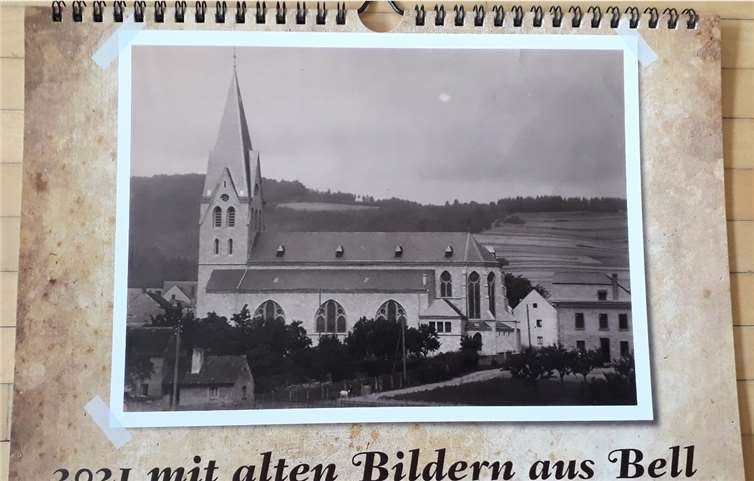 Der Kalender für das Jahr 2021 beinhaltet alte Fotos aus Bell.Foto: privat