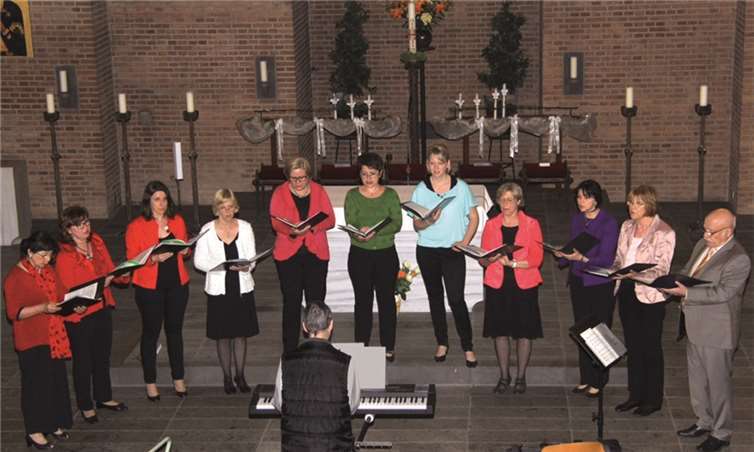 Der Kammerchores St. Panthaleon Unkel beim Frühlingskonzert. privat