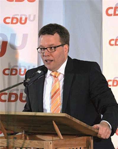 Der Kandidat Jörg Hilden bei seiner programmatischen Bewerbungsrede.