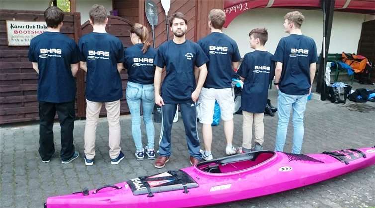 Der Kanu-Club Unkel ist mit neuen Laufshirts ausgestattet worden.privat