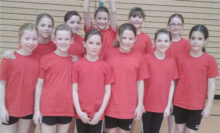 Der Kettiger Korbball-Nachwuchs: Soraya Görges, Maria Schmorleiz, Emilie Wilke, Julia Hermes, Zoe Hertl, Finja Lyding, Lorena Schmehl, Franziska Sackenheim, Lara Sonntag, Chiara Thielen und Hannah Hommer.privat