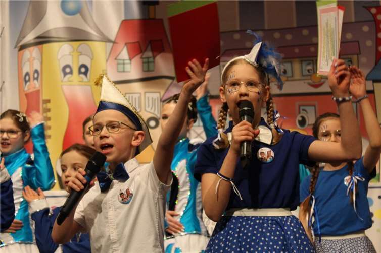 Der Kinderkarneval der KG Brave Jonge war ein voller Erfolg  Foto: Martin und Anabel Schmitz