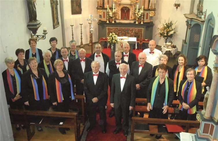 Der Kirchenchor St. Margaretha Bruttig-Fankel beim Hochamt zum Patronatsfest Maria Himmelfahrt in der Fankeler Filialkirche.  Privat