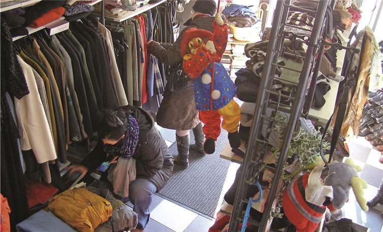 Der Kleidershop in Mendig sucht dringend ehrenamtliche Unterstützung. Lothar Spitzley