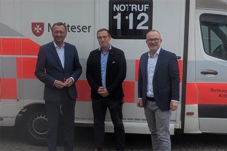 Der Koblenzer CDU-Bundestagsabgeordnete Josef Oster (links) tauschte sich mit Vertretern der Malteser über aktuelle Themen aus.