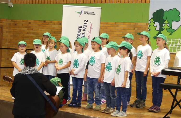 Der Kreiskinderchor die Klangfrösche war beim diesjährigen Festival gesanglich erstmals mit von der Partie.