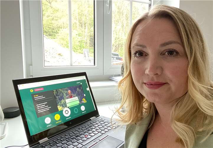 Der Kreisverband Ahrweiler – einer der mitgliederstärksten Kreisverbände der GRÜNEN in Rheinland-Pfalz – war mit acht Personen bei der digitalen Landesdelegierten-Versammlung vertreten. Auch Verena Örenbas aus Bad Breisig gehörte zur Delegation, die über den Koalitionsvertrag abgestimmt hat. Foto: Verena Örenbas