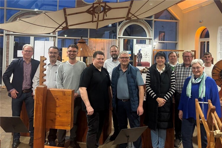 Der Kreisvorstand der CDU Cochem-Zell besuchte die Sonderausstellung „Da Vinci‘s Maschinen“ im alten Kinosaal von Kaisersesch. Mit dabei war auch der CDU-Kreisvorsitzende und Landtagsabgeordnete Jens Münster (3. von links).