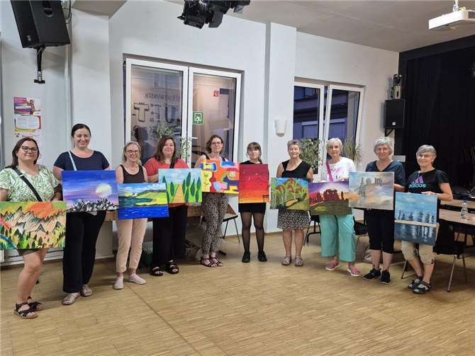 Der Kunstabend im JUKZ Lahnstein zeigt, dass Kunst verbindet und jeder Mensch ein kreatives Talent in sich trägt.  Foto: Stadtverwaltung Lahnstein