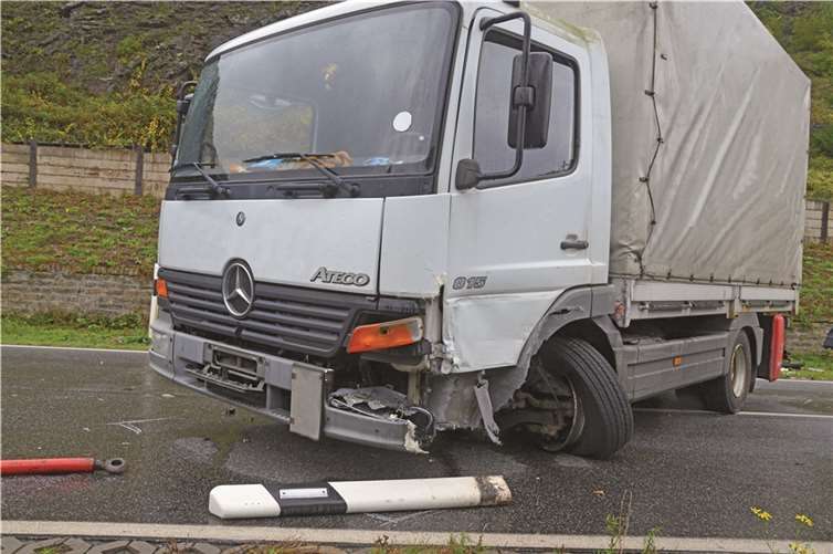 Der LKW -Fahrer hatte noch versucht, auszuweichen, konnte den Unfall aber nicht mehr vermeiden.