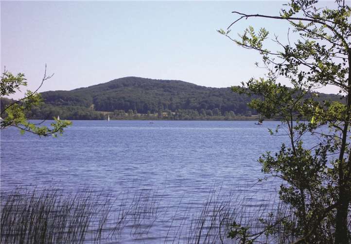Der Laacher See zählt zu den beliebtesten Seen in Rheinland-Pfalz!