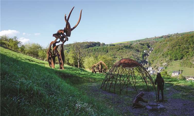 Der Lagerplatz des homo erectus und die Urtiere verdeutlichen das Leben vor unserer Zeit.EP