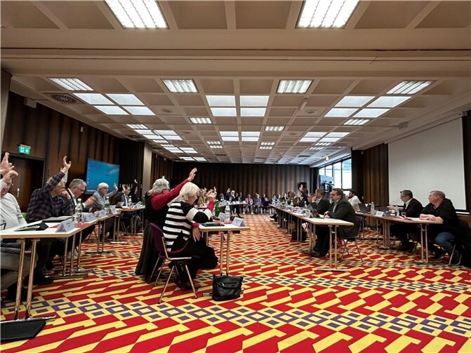 Der Lahnsteiner Stadtrat tagte am 23. März wieder in der Stadthalle.  Foto: Mira Bind / Stadtverwaltung Lahnstein