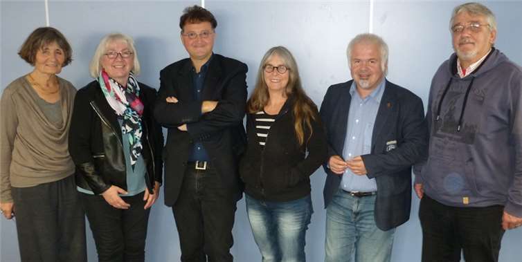 Der Landesvorstand VS Rheinland-Pfalz (v.l.n.r.) : Astrid Dinges, Minnie Maria Rembe, Michael Landgraf (Vorsitzender), Monika Böß (stellvertretende Vorsitzende), Ferhat Cato und Peter Reuter. privat